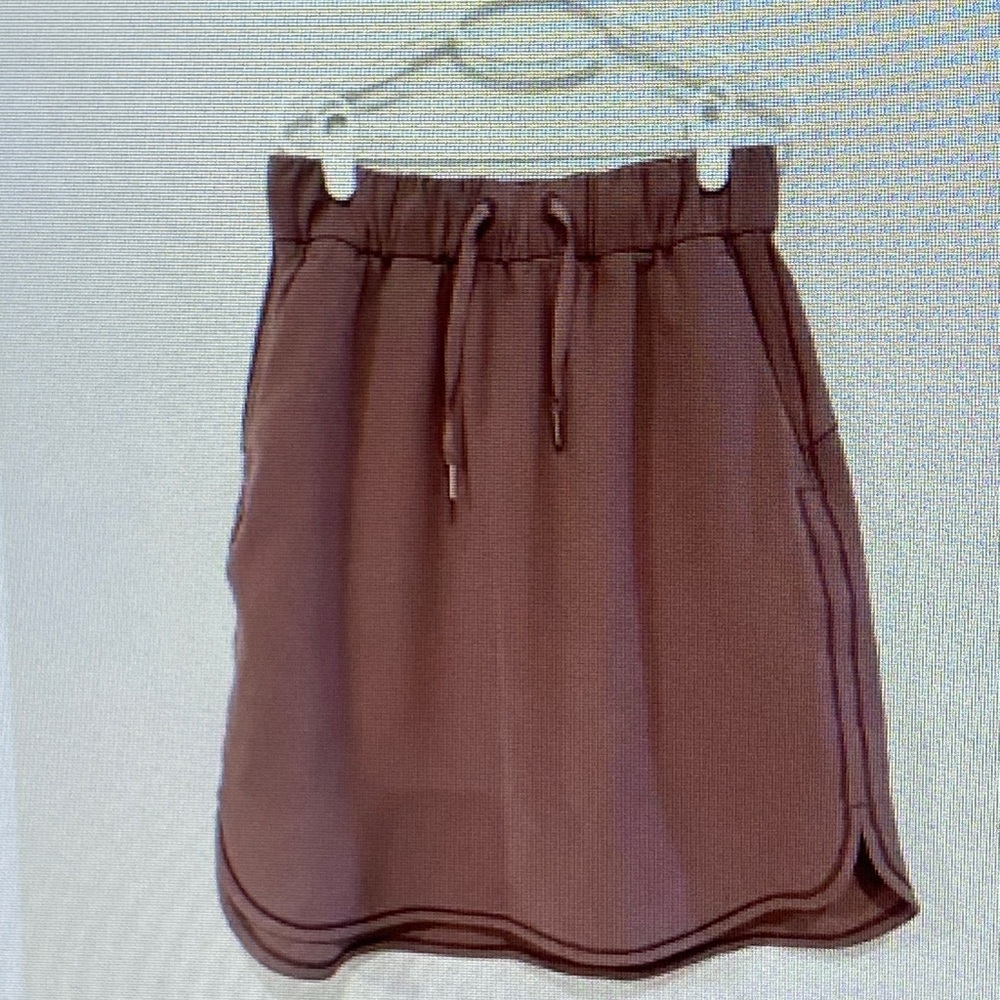 Lululemon on the fly skirt cherry cola